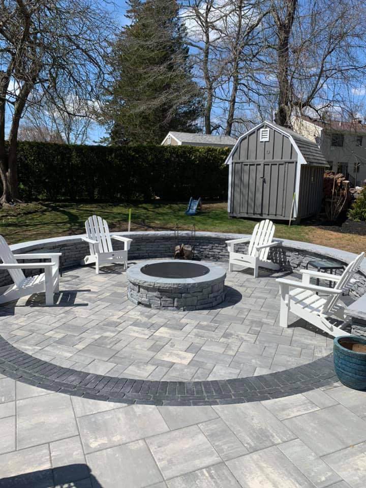 Curved walkway design through coastal landscape